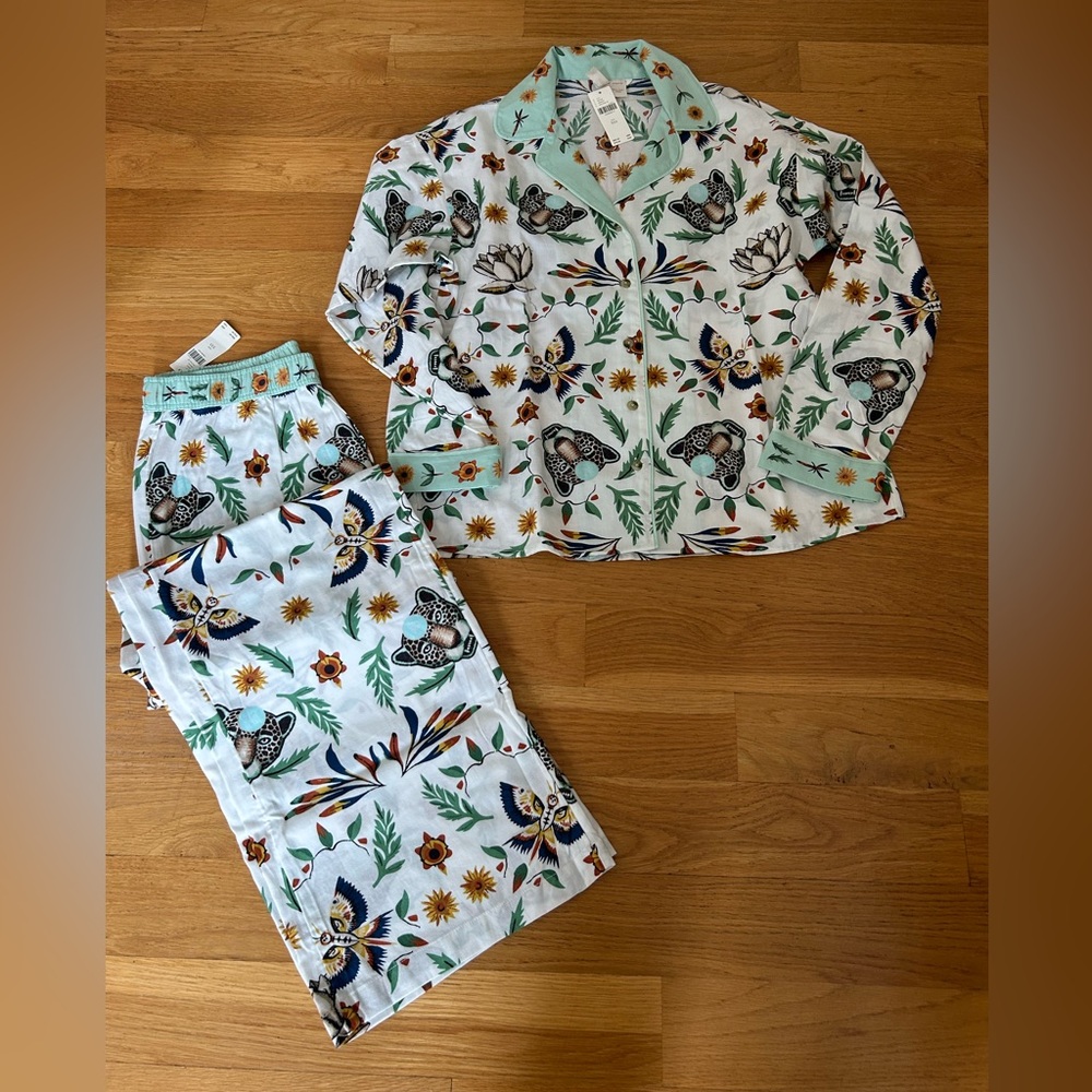 NWT Anthropologie women’s Pajama Set - Mint Green and White Floral
